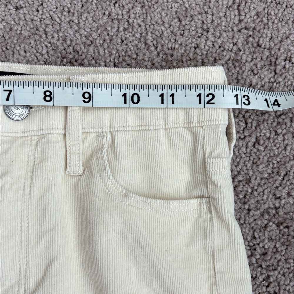 Hollister Cream Corduroy High-Rise Flare Pants - Picture 3 of 3